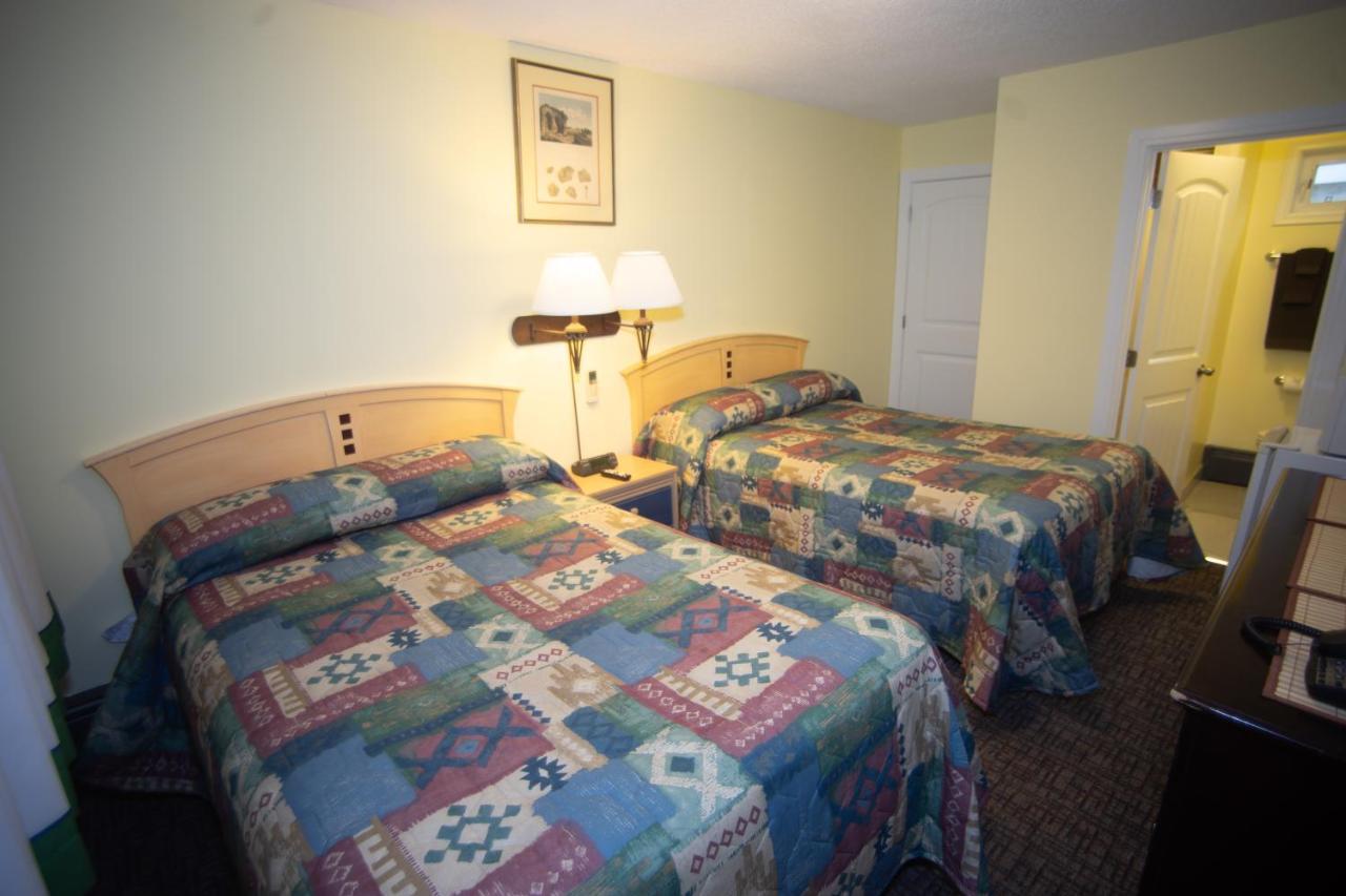 Stardust Motel Camrose Bagian luar foto